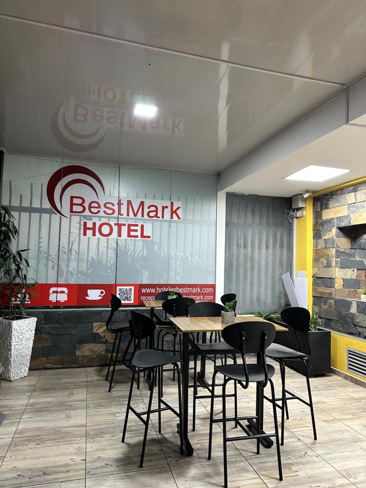 Hotel Bestmark Platino En Chapinero Bogotá Eksteriør billede