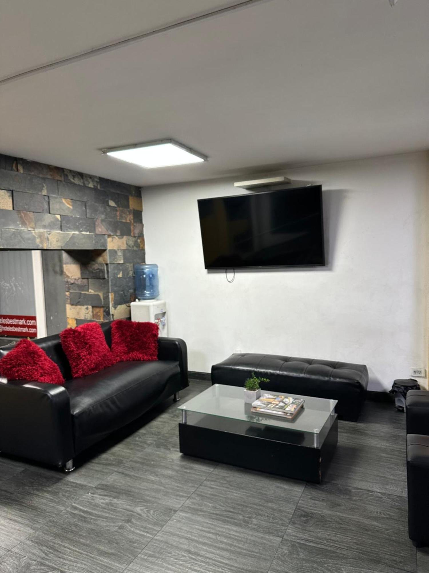 Hotel Bestmark Platino En Chapinero Bogotá Eksteriør billede